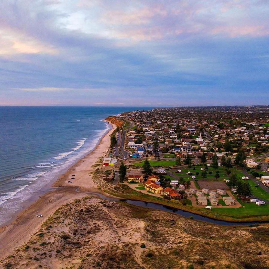 Moana Beach Tourist Park Hotell Eksteriør bilde